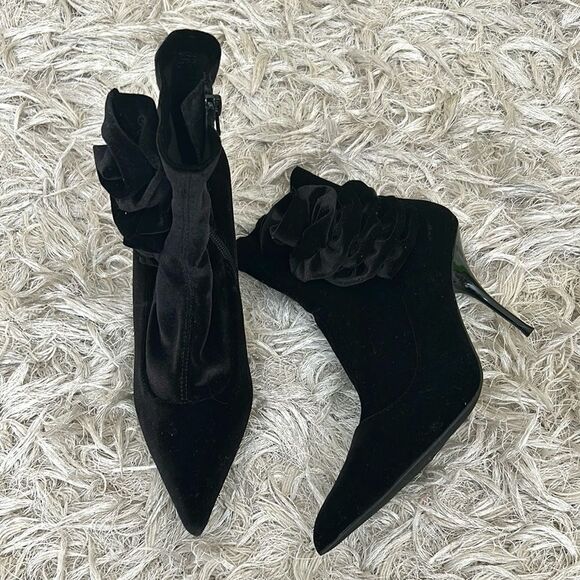 NWOB Jeffrey Campbell Florette Velvet Pointed Toe Sock Ankle Boots Black Sz 8.5 - Picture 8 of 15